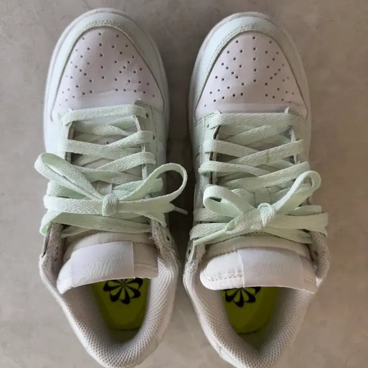 [BUNJANG] Nike Dunk Low Next Nature Barely Green White 230mm / 나이키 덩크로우 230
