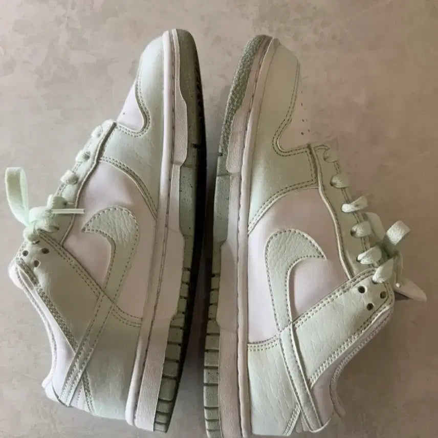 [BUNJANG] Nike Dunk Low Next Nature Barely Green White 230mm / 나이키 덩크로우 230