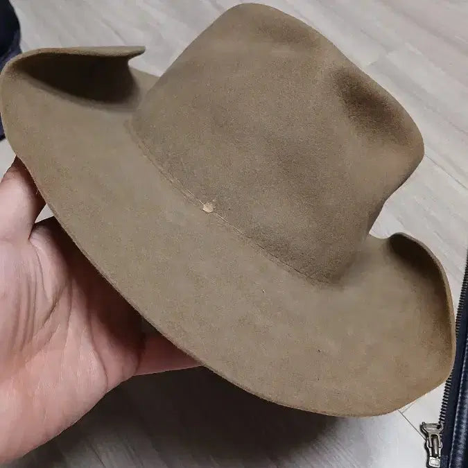 [BUNJANG] Akubra Genuine Australian Fedora Cowboy Hat / AKUBRA 아쿠브라 호주정품페도라 카우보이 모자 하자 두르는띠가없음