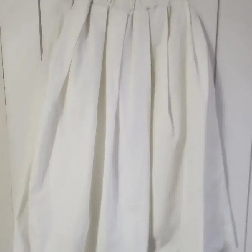 [BUNJANG] Lecormon White Skirt / 르꼬르망 화이트스커트