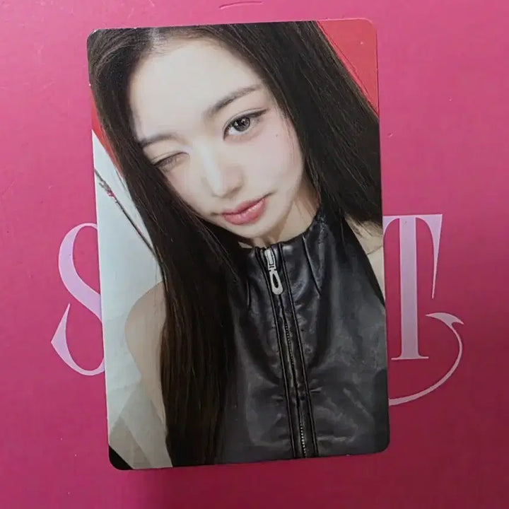 [BUNJANG] IVE Wonyoung BangBang Studio Photocard / 아이브 원영 뱅뱅 공방 포카
