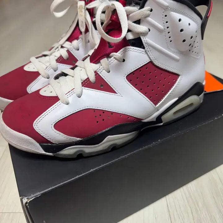 [BUNJANG] Air Jordan 6 Carmine Retro Sneakers (Size 260) / 조던 6 카마인 레트로