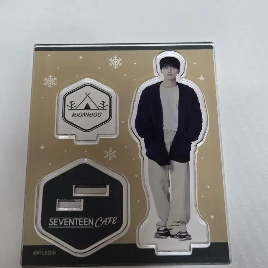 [BUNJANG] SEVENTEEN Wonwoo Acrylic Stand / 세븐틴 원우 세븐틴 카페 아크릴 스탠드
