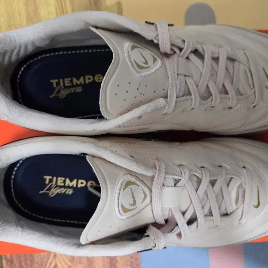 [BUNJANG] Nike Tiempo Legend Pro TF Heritage FG 260mm / 나이키 티엠포 리게라 프로 TF 헤리티지 260
