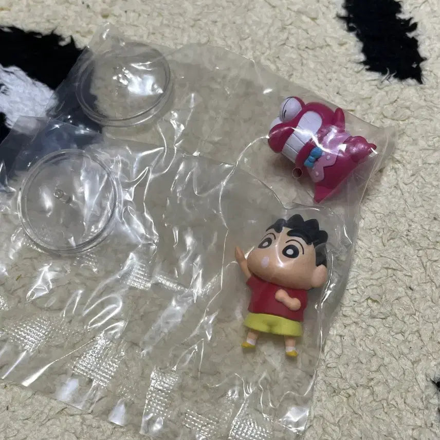 [BUNJANG] Crayon Shin-chan Sanrio Collaboration Gachapon / 짱구 산리오 콜라보 가챠