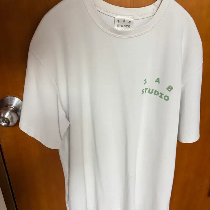 [BUNJANG] IAB Studio Logo T-Shirt White/Green L / IAB 스튜디오 티셔츠 화이트/그린 L