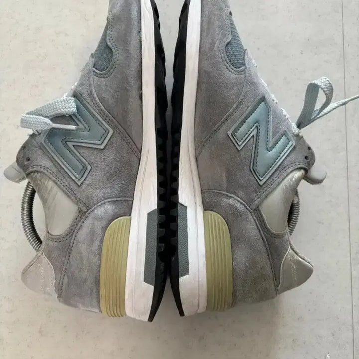 [BUNJANG] New Balance 1400 Grey Sneakers (Size 270) / 뉴발란스 1400 그레이 270 판매 합니다