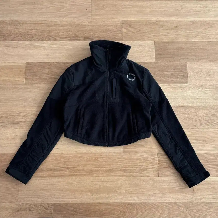 [BUNJANG] Matinkim Cropped Fleece Zip-Up Jacket / 마뗑킴 크롭 플리스 집업 자켓