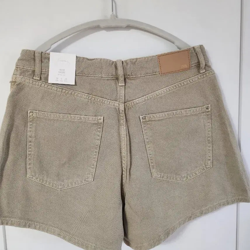 [BUNJANG] Zara Beige Shorts Size 38 / 자라 베이지 쇼츠