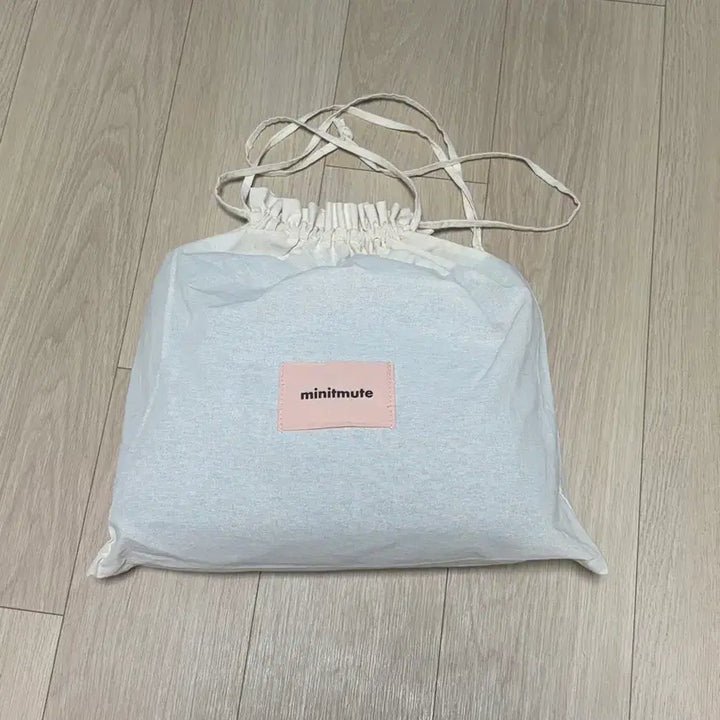[BUNJANG] minitmute Chloe Soft Bag Black / 미닛뮤트 클로 소프트백 블랙