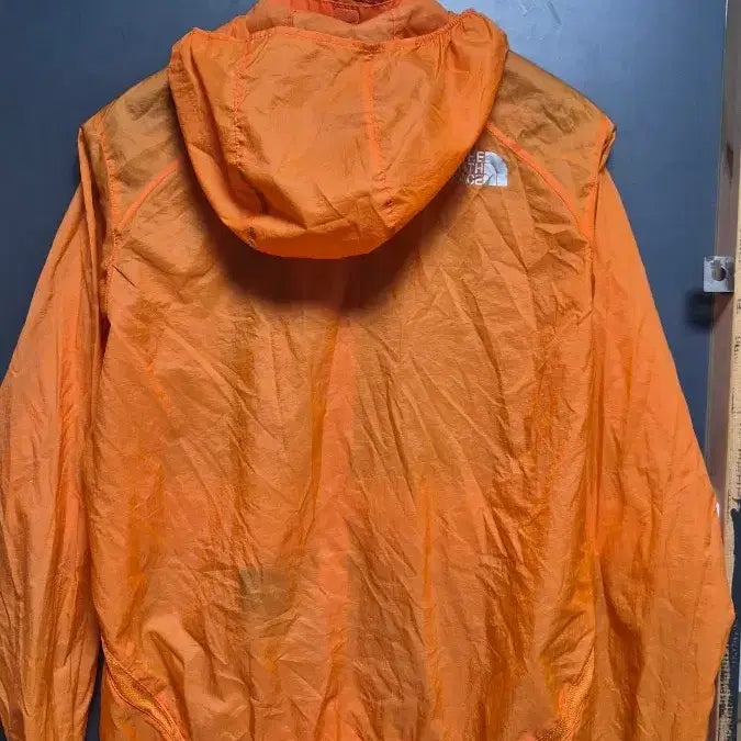 [BUNJANG] The North Face Orange Windbreaker Hooded Jacket (Size 95) / 95) 노스페이스 오렌지색 바람막이 후드 자켓