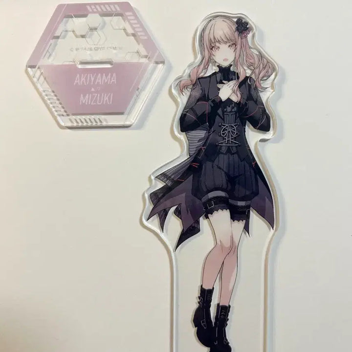 [BUNJANG] Project Sekai Akiyama Mizuki Onishap Acrylic Stand / 프세카 아키야마 미즈키 온리샵 아크릴스탠드