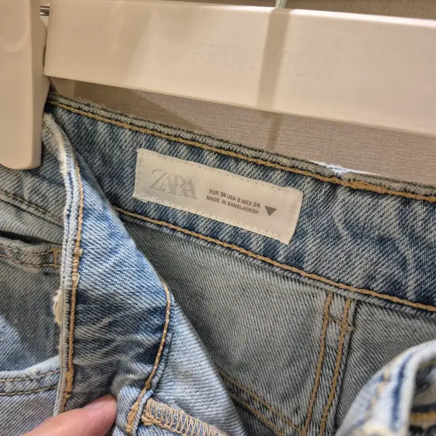 [BUNJANG] Zara Light Wash Wide Denim Pants Size 34/36 / ZARA 연청 와이드 데님 팬츠 34 44사이즈