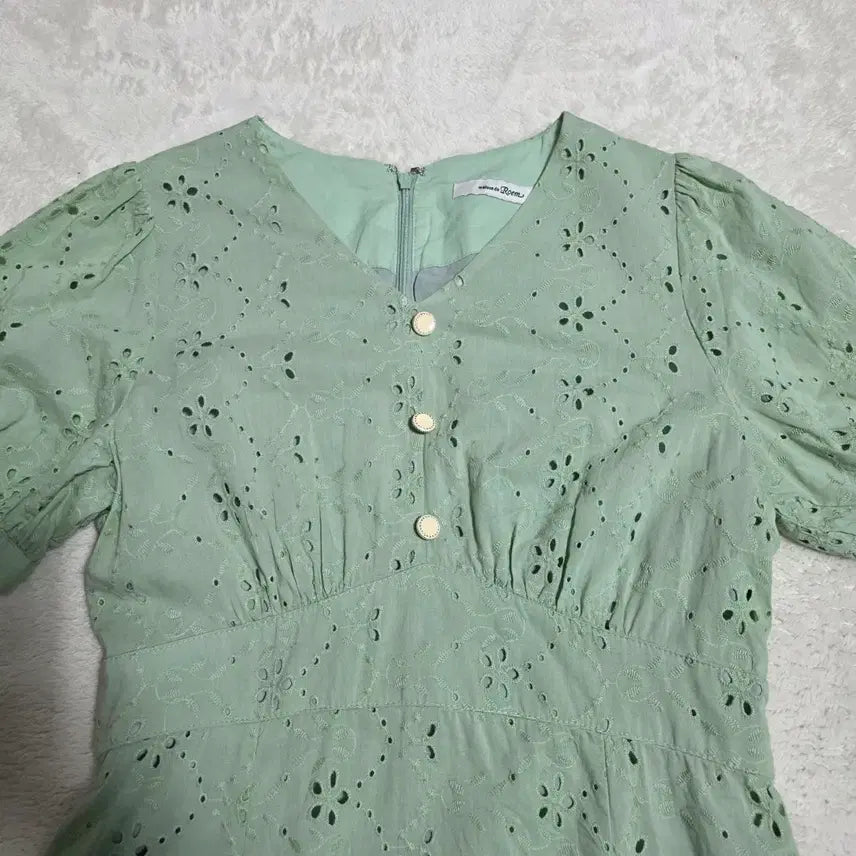 [BUNJANG] Roem Eyelet Punch Short Sleeve Dress / (66)여성 로엠 아일렛 펀칭 반팔 원피스