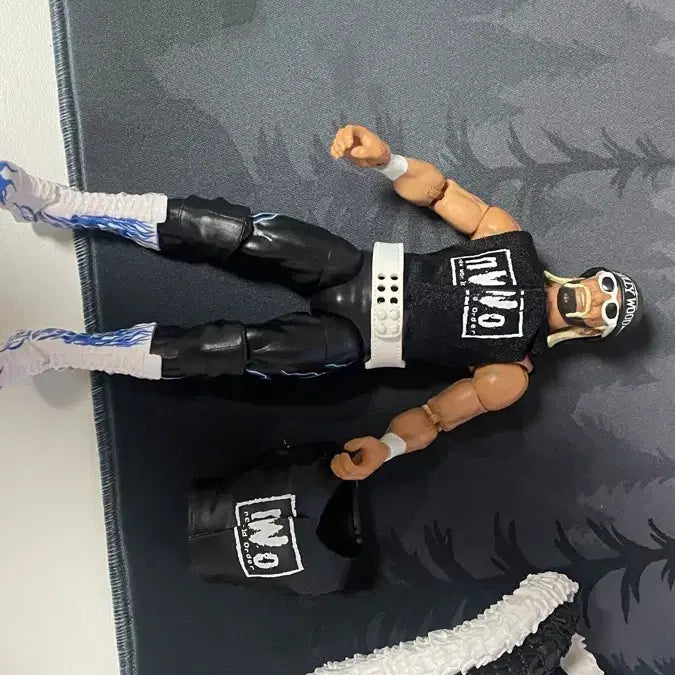 [BUNJANG] WWE Elite Hollywood Hogan Figure / Wwe 엘리트 nwo 할리우드 호건 판매 (벨트미포함) 피규어