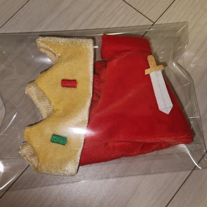 [BUNJANG] 10cm Doll Clothes Set (Cape + Crown + Sword) / 10cm 인형옷 왕 검사 솜깅옷 세트 (망토 + 왕관 + 검)