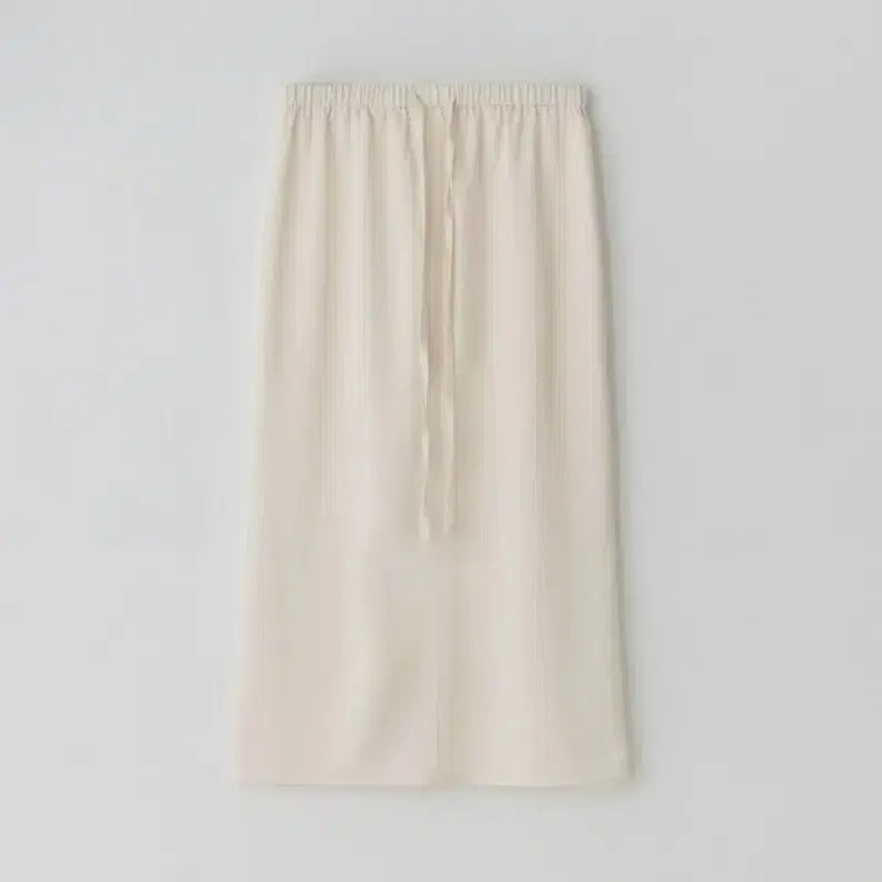 [BUNJANG] Venet Dove Skirt Cream / 베뉴엣 도브 스커트 크림 (새제품)
