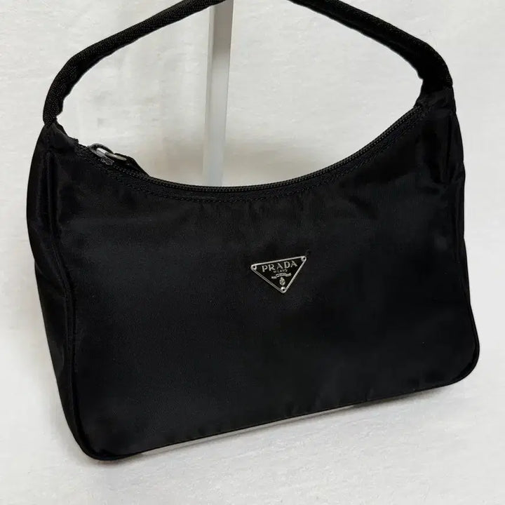 [BUNJANG] Prada Nylon Hobo Bag Black / 정품 프라다 나일론 호보백 블랙