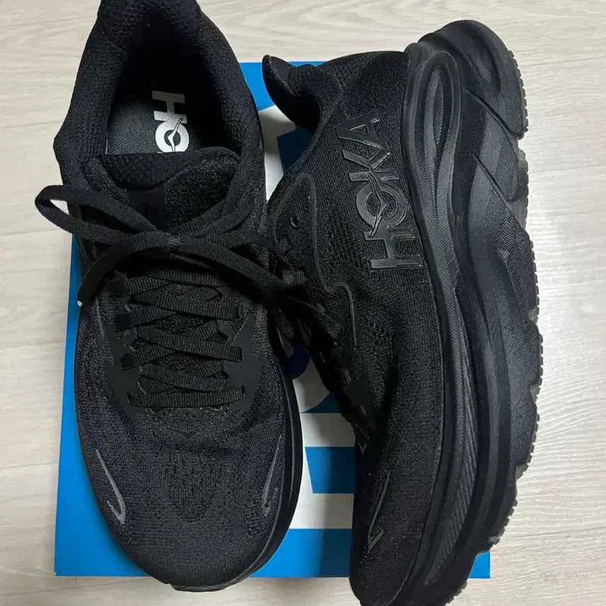[BUNJANG] Hoka Clifton 10 Wide Black 255 / 호카 클리프톤 10 블랙 와이드 255
