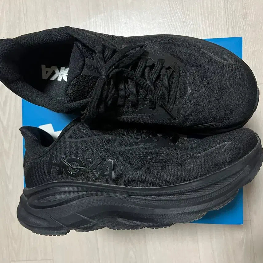 [BUNJANG] Hoka Clifton 10 Wide Black 255 / 호카 클리프톤 10 블랙 와이드 255