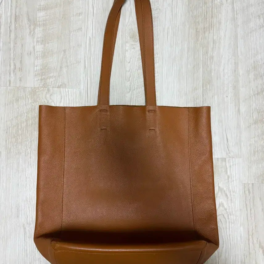 [BUNJANG] La Botte Gardiane Leather Tote Bag / La Botte Gardiane 토트백 라보떼가르디안 팔러 핀매 제품