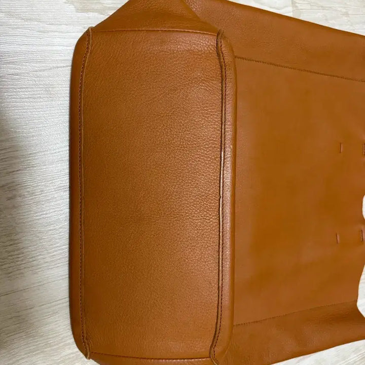 [BUNJANG] La Botte Gardiane Leather Tote Bag / La Botte Gardiane 토트백 라보떼가르디안 팔러 핀매 제품