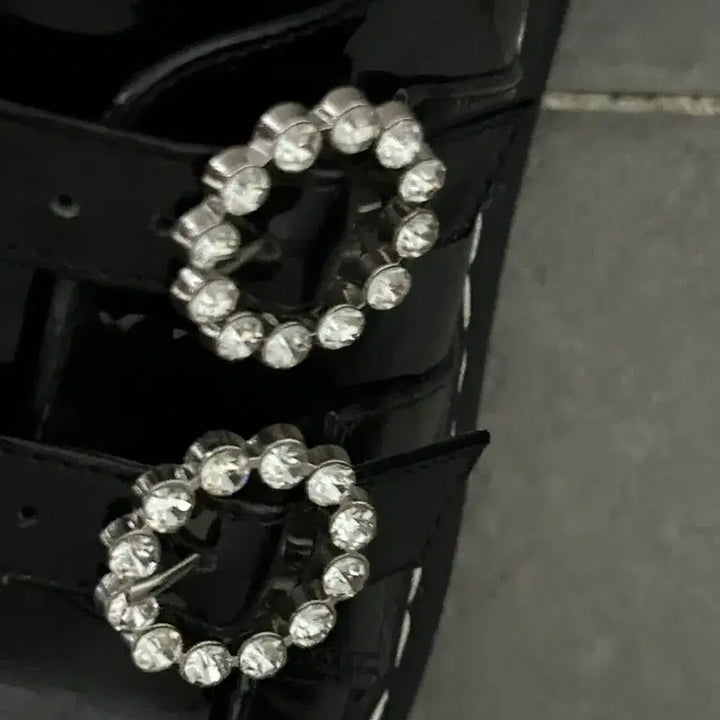 [BUNJANG] Dear My Love Biju Platform Loafers (Patent) / 디어마이러브 디마럽 비쥬 통굽 로퍼 유광 판매 양산형 지뢰계 버블즈