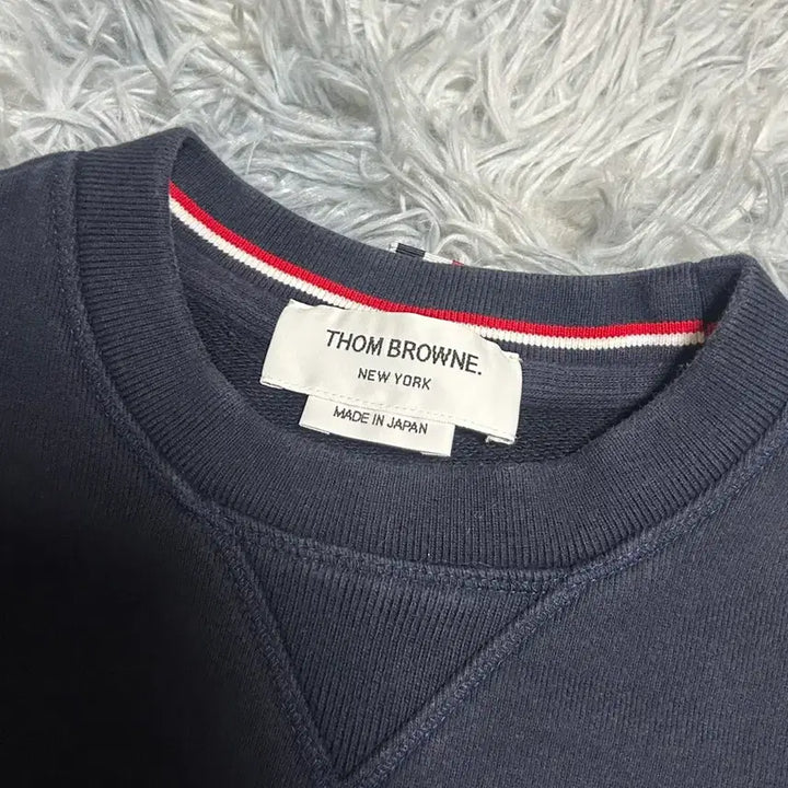 [BUNJANG] Thom Browne Striped Armband Sweatshirt Navy / 톰브라운 사선완장 맨투맨 네이비