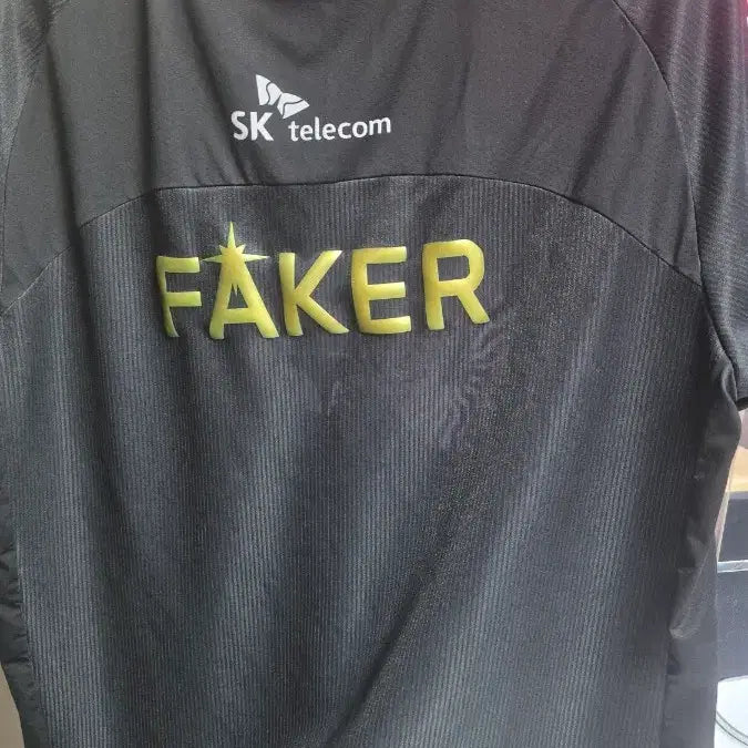 [BUNJANG] T1 2025 World Champions Faker Uniform L Size / T1 2025 월즈 챔피언스 6성 유니폼 페이커 L