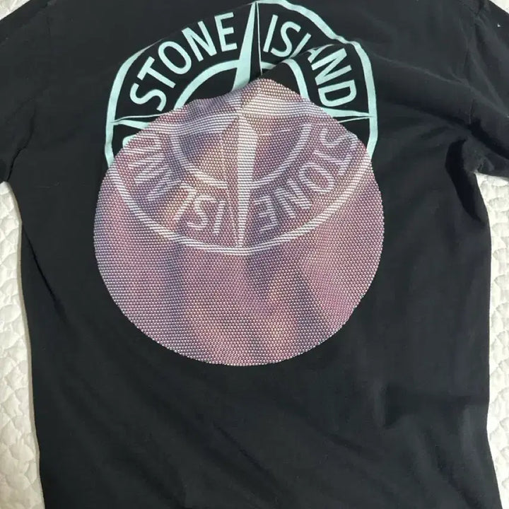 [BUNJANG] Stone Island Black Graphic Logo Short Sleeve T-Shirt / 스톤아일랜드 블랙 반팔 티셔츠