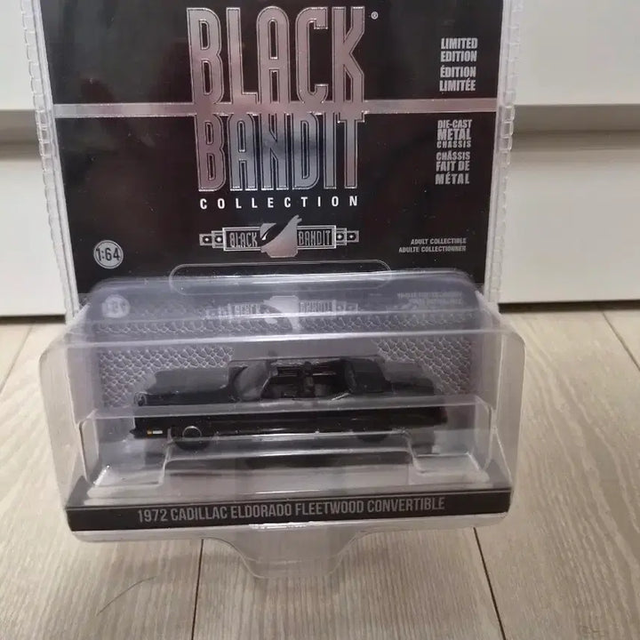 [BUNJANG] Greenlight Black Bandit 1972 Cadillac Eldorado Convertible 1:64 Scale / 다이캐스트 그린라이트 블랙밴딧 1972 캐딜락 엘도라도 컨버터블
