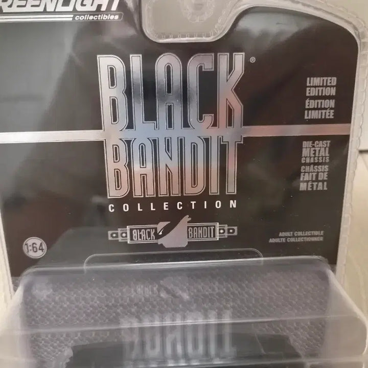 [BUNJANG] Greenlight Black Bandit 1972 Cadillac Eldorado Convertible 1:64 Scale / 다이캐스트 그린라이트 블랙밴딧 1972 캐딜락 엘도라도 컨버터블