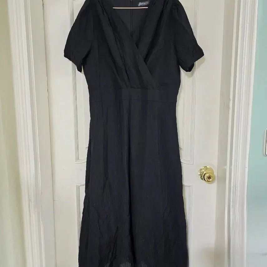 [BUNJANG] ririnco Black V-neck Long Dress Size 4 / 리리앤코 블랙 브이넥 원피스(4사이즈)