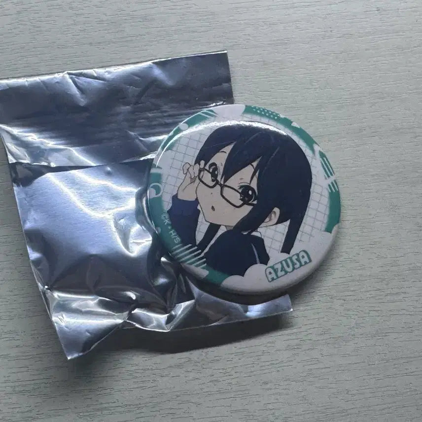 [BUNJANG] K-On! Azusa Nakano School Uniform Can Badge / 케이온 아즈사 교복 캔뱃지