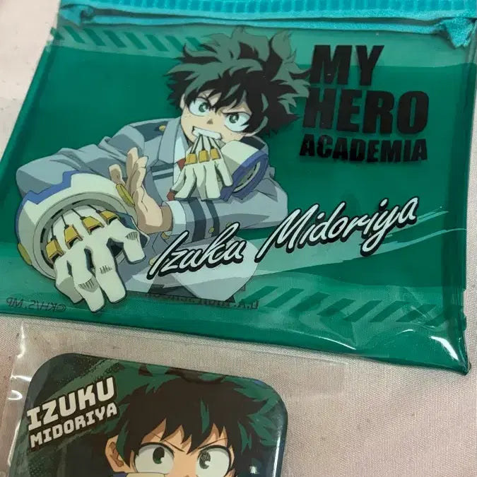 [BUNJANG] My Hero Academia Izuku Midoriya PVC Pouch + Can Badge Bundle / 히로아카 미도리야이즈쿠 pvc피우치+캔뱃지