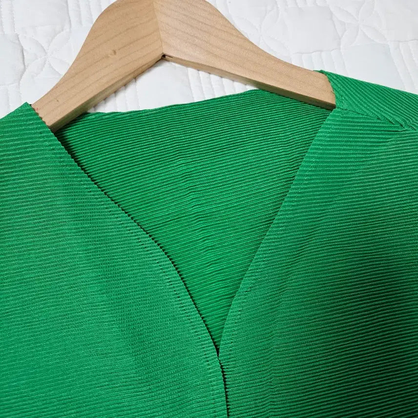 [BUNJANG] Pleated Green Cardigan Style Jacket / 플리츠 그린 가디건 스타일 자켓