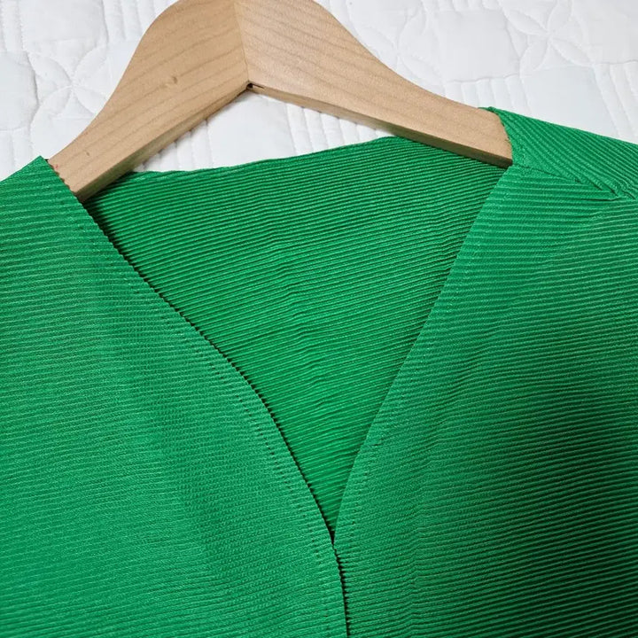 [BUNJANG] Pleated Green Cardigan Style Jacket / 플리츠 그린 가디건 스타일 자켓