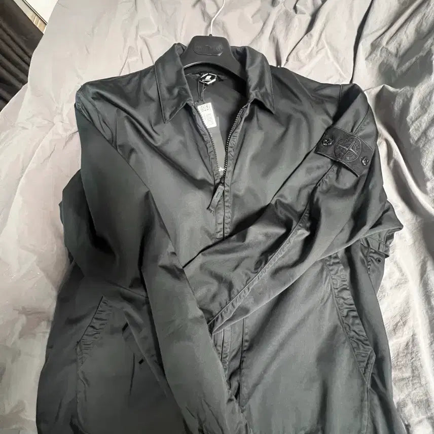 [BUNJANG] Stone Island 112F2 Ghost Piece Stretch Cotton Lyocell Satin Overshirt / 스톤 아일랜드 112F2 고스트 피스 스트레치 코튼 리오셀 사틴 오버셔츠