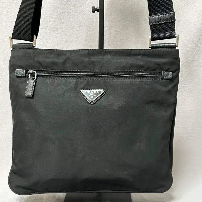 [BUNJANG] Prada Black Nylon Crossbody Bag / 프라다 블랙 나일론 크로스백 포코노
