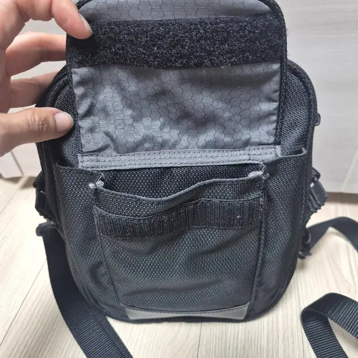 [BUNJANG] Tumi Cross Bag / (정품) 투미 TUMI 크로스 가방 크로스백