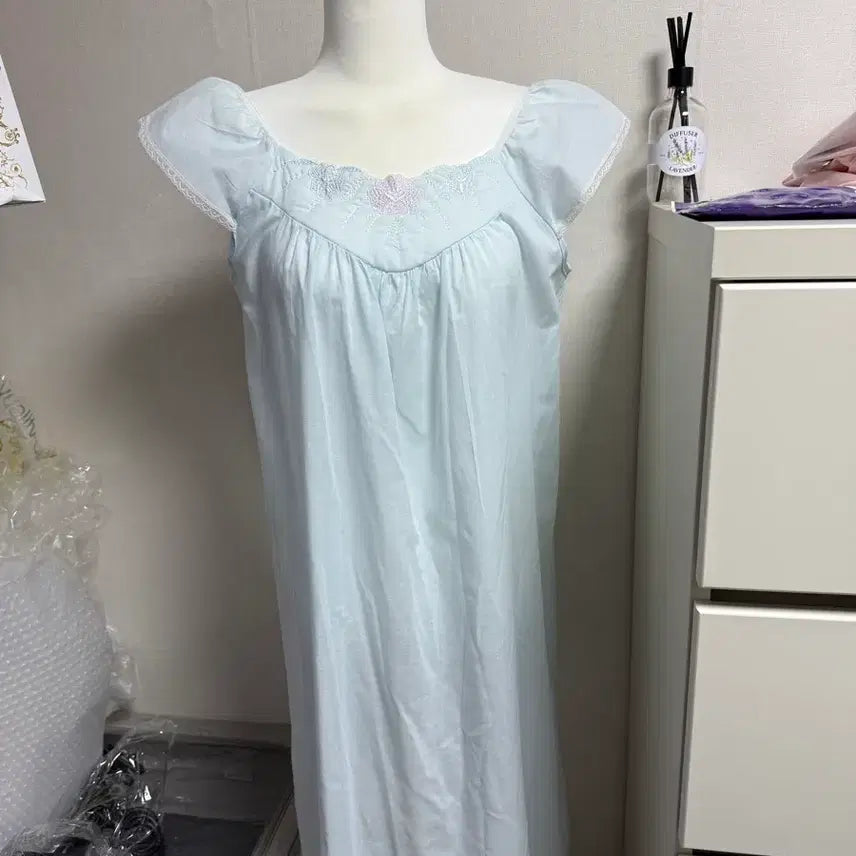 [BUNJANG] Enne Vintage Moni Padded Lace Wing Pajama Dress / (평일 할인) 엔느빈티지 몬니 누빔 레이스 날개 파자마 원피스 프린세스깔