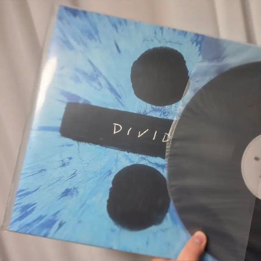 [BUNJANG] Ed Sheeran Divide LP (Opened) / 에드시런 divide 개봉반 lp