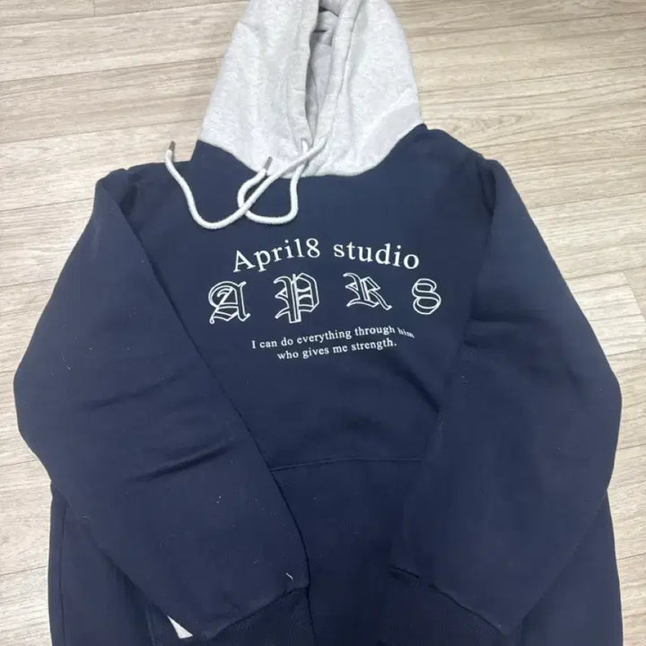 [BUNJANG] April Navy Hooded Sweatshirt with Grey Hood / 에이프릴 후드티