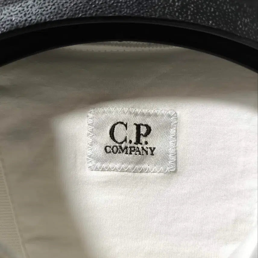 [BUNJANG] CP Company Kara Neck Pocket T-Shirt White / 90 CP컴퍼니 카라넥 포켓 티셔츠 화이트