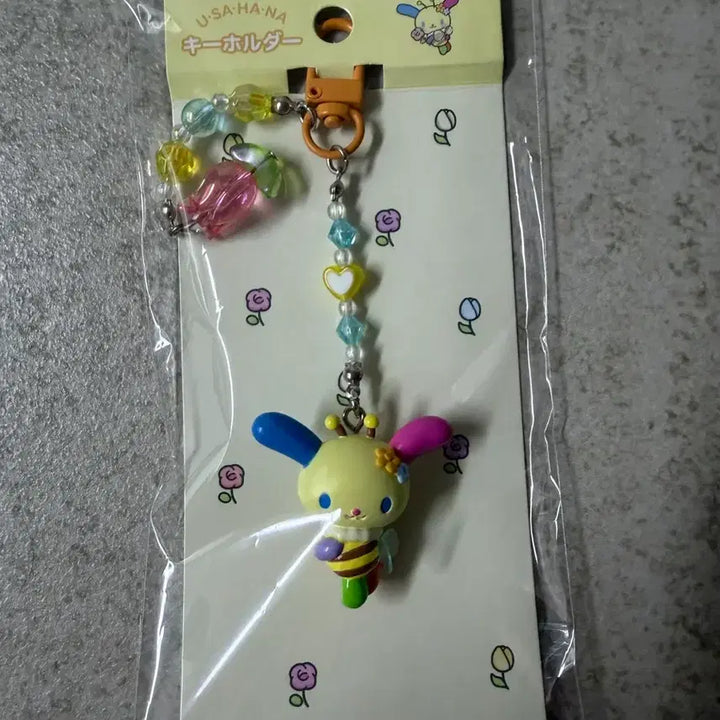 [BUNJANG] Sanrio Usahana Honeybee Series Strap / 산리오 우사하나 꿀벌시리즈 스트랩