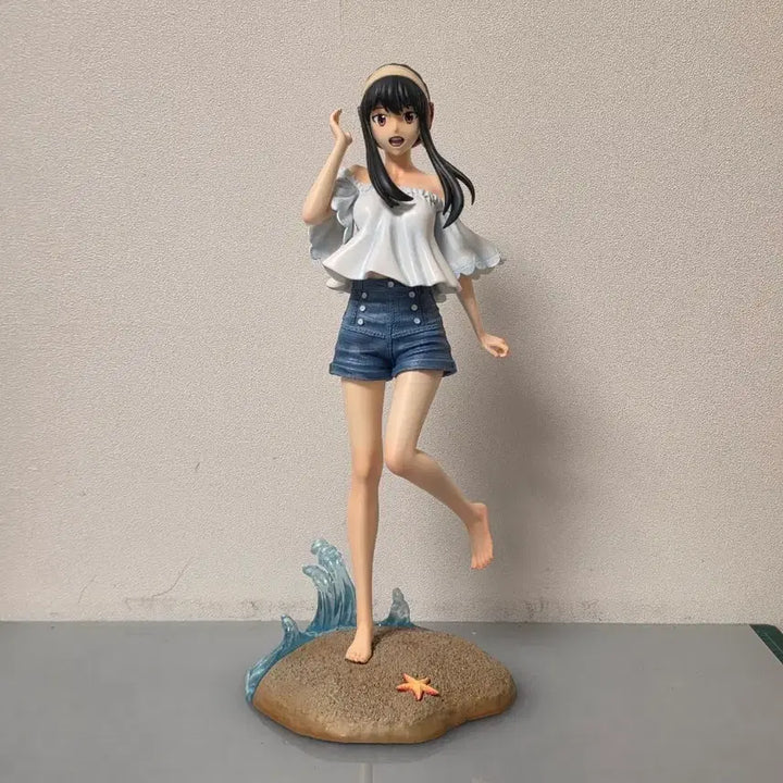 [BUNJANG] Spy x Family Yor Forger Figure (30cm) / (택포)스파이 패밀리 요르 포저 피규어