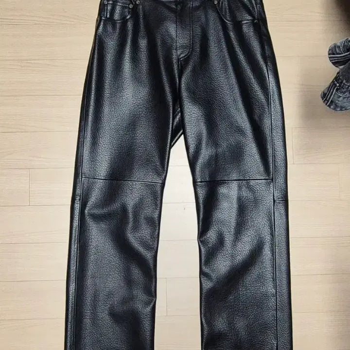 [BUNJANG] Recto Faux Leather Pants Black / [최저가]렉토 faux 레더 팬츠 블랙