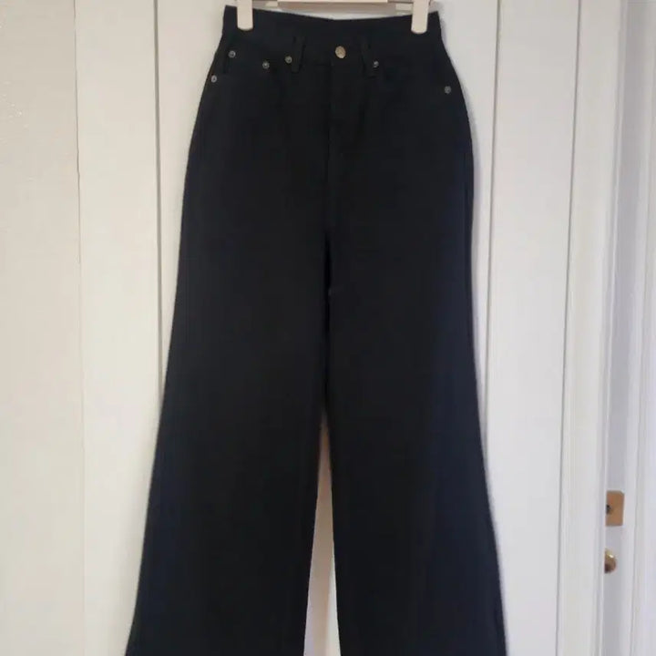 [BUNJANG] Bron Woolim Semi-Wide Black Denim Pants / 브론 울림 세미와이드블랙