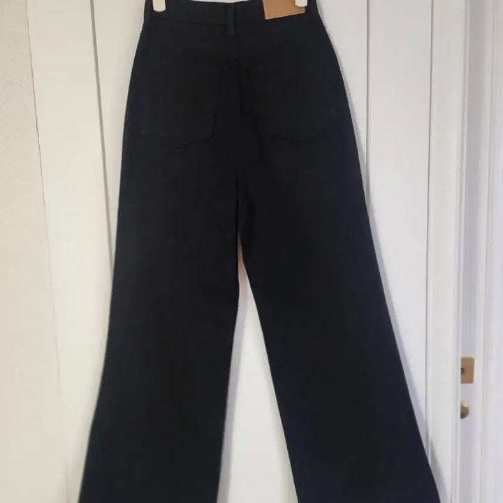 [BUNJANG] Bron Woolim Semi-Wide Black Denim Pants / 브론 울림 세미와이드블랙