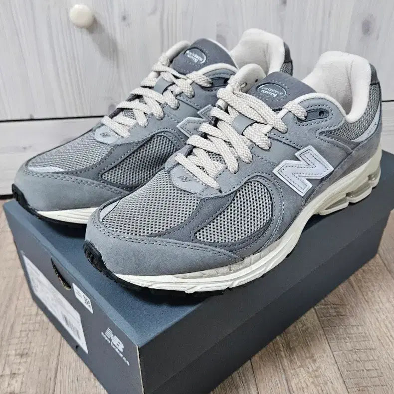 [BUNJANG] New Balance 2002R Premium Vintage Grey / (새상품) 뉴발란스 2002R 프리미엄 빈티지 그레이